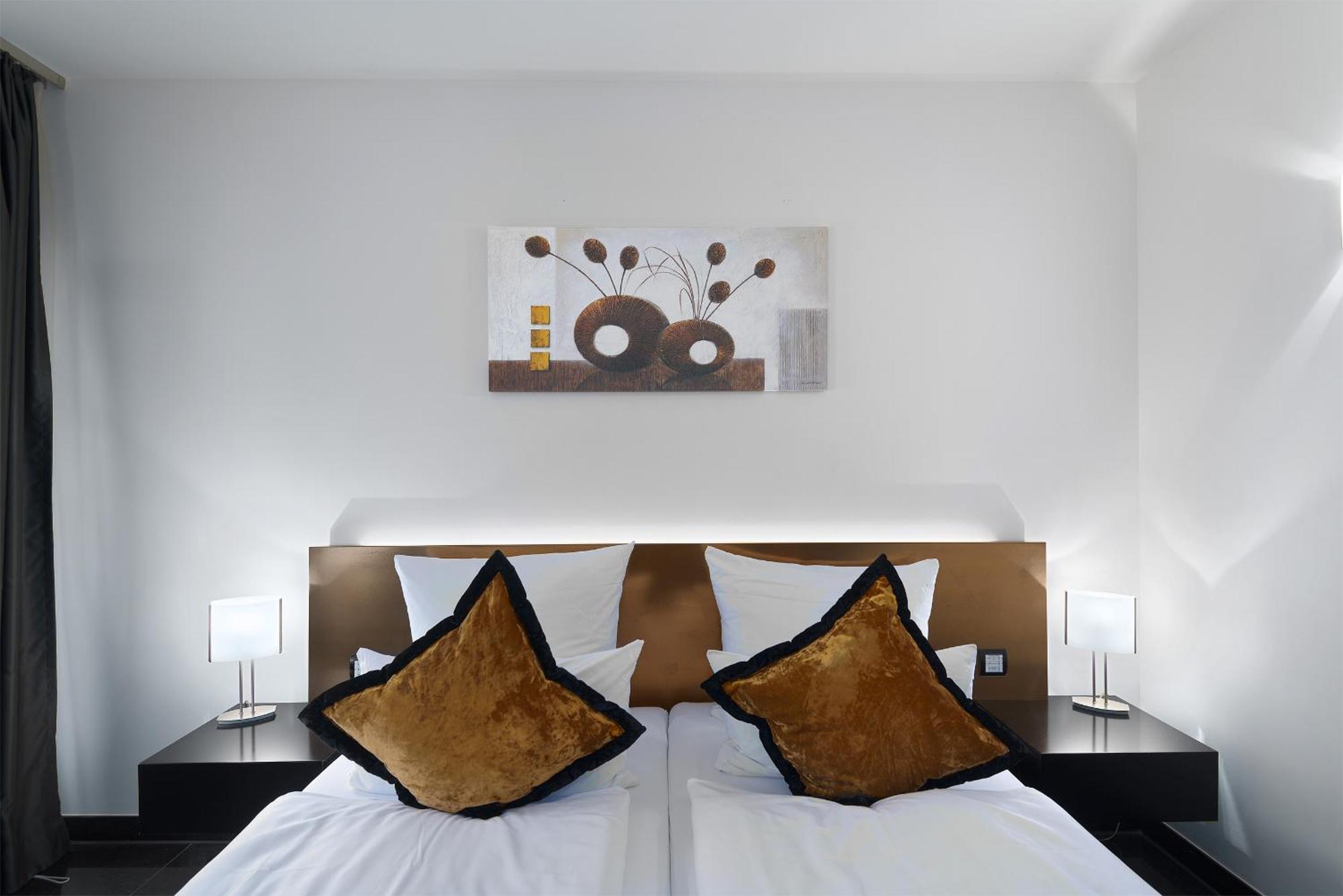 Trip Inn Kaiser Hotel & Restaurant Heidelberg-ชรีสไฮม์ ภายนอก รูปภาพ
