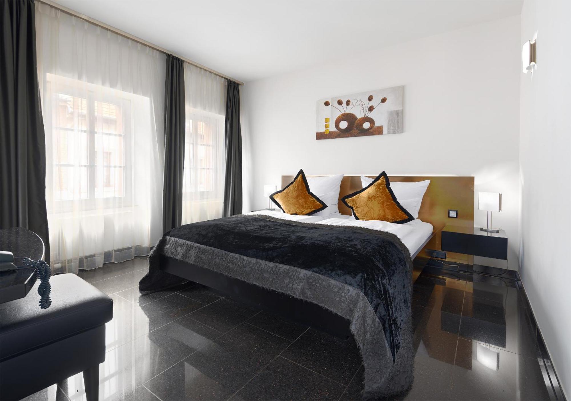 Trip Inn Kaiser Hotel & Restaurant Heidelberg-ชรีสไฮม์ ภายนอก รูปภาพ